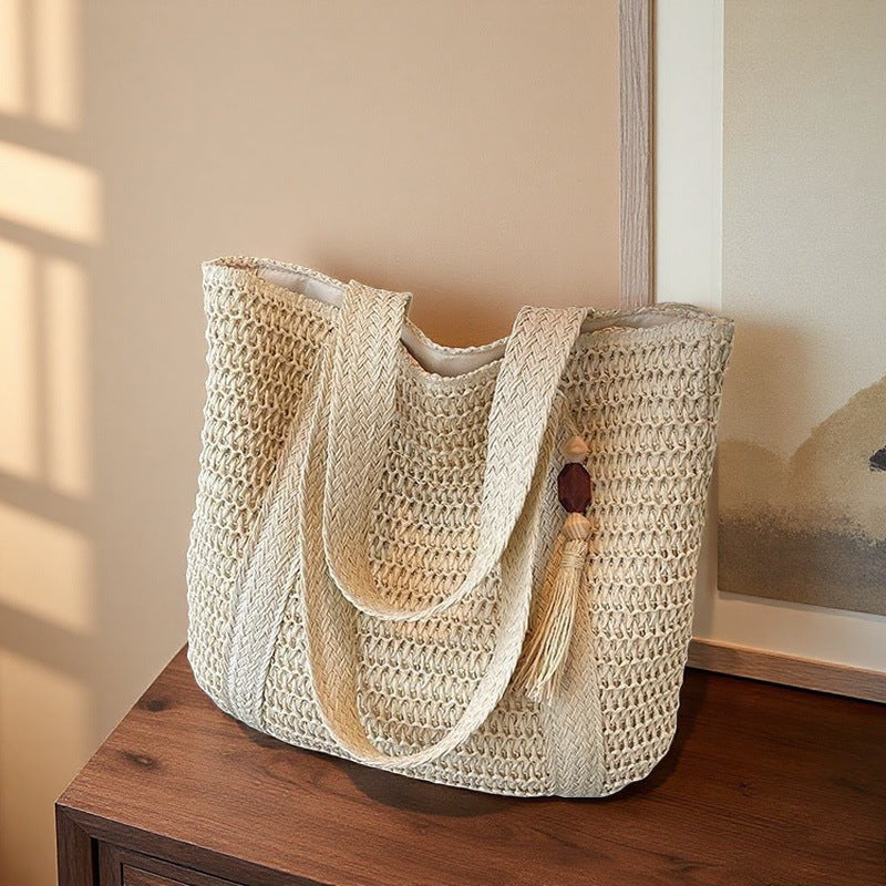 Medium Straw Woven Shoulder Bag