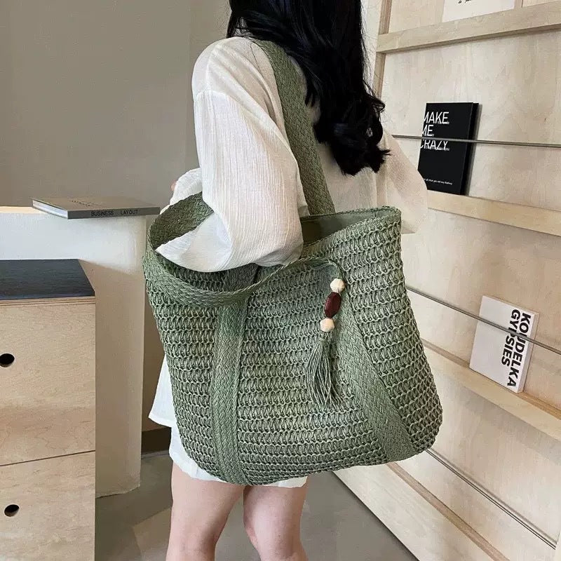 Medium Straw Woven Shoulder Bag