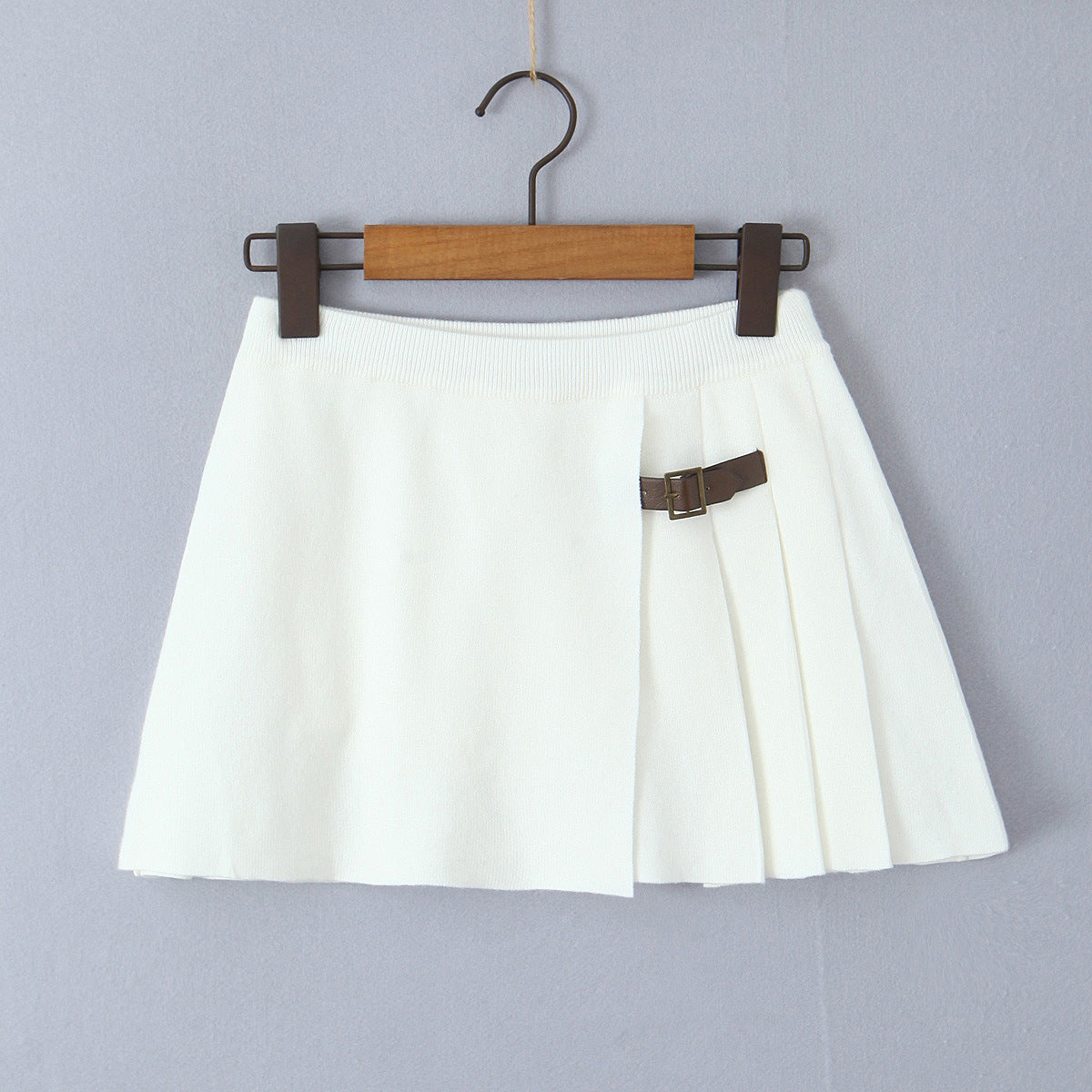 Knitted skirt half skirt